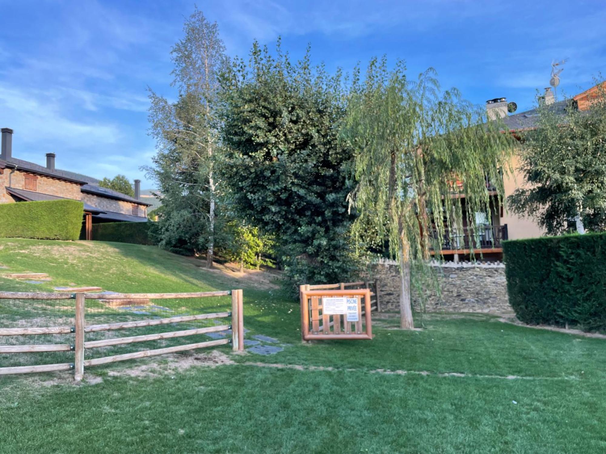Osséja Apartamento Renovado Con Jardin Privado, Parking ,Wifi Y Piscina מראה חיצוני תמונה