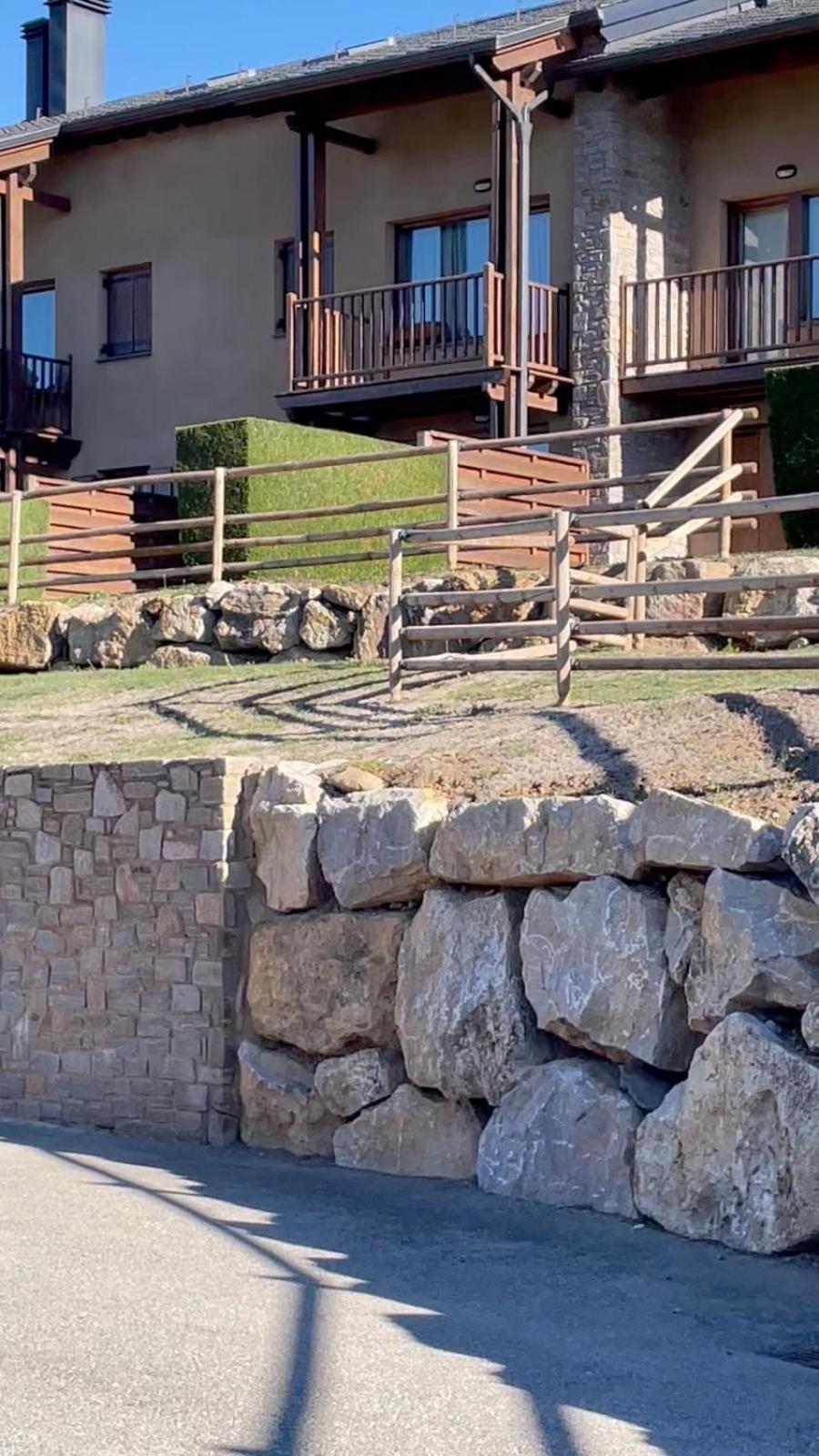 Osséja Apartamento Renovado Con Jardin Privado, Parking ,Wifi Y Piscina מראה חיצוני תמונה