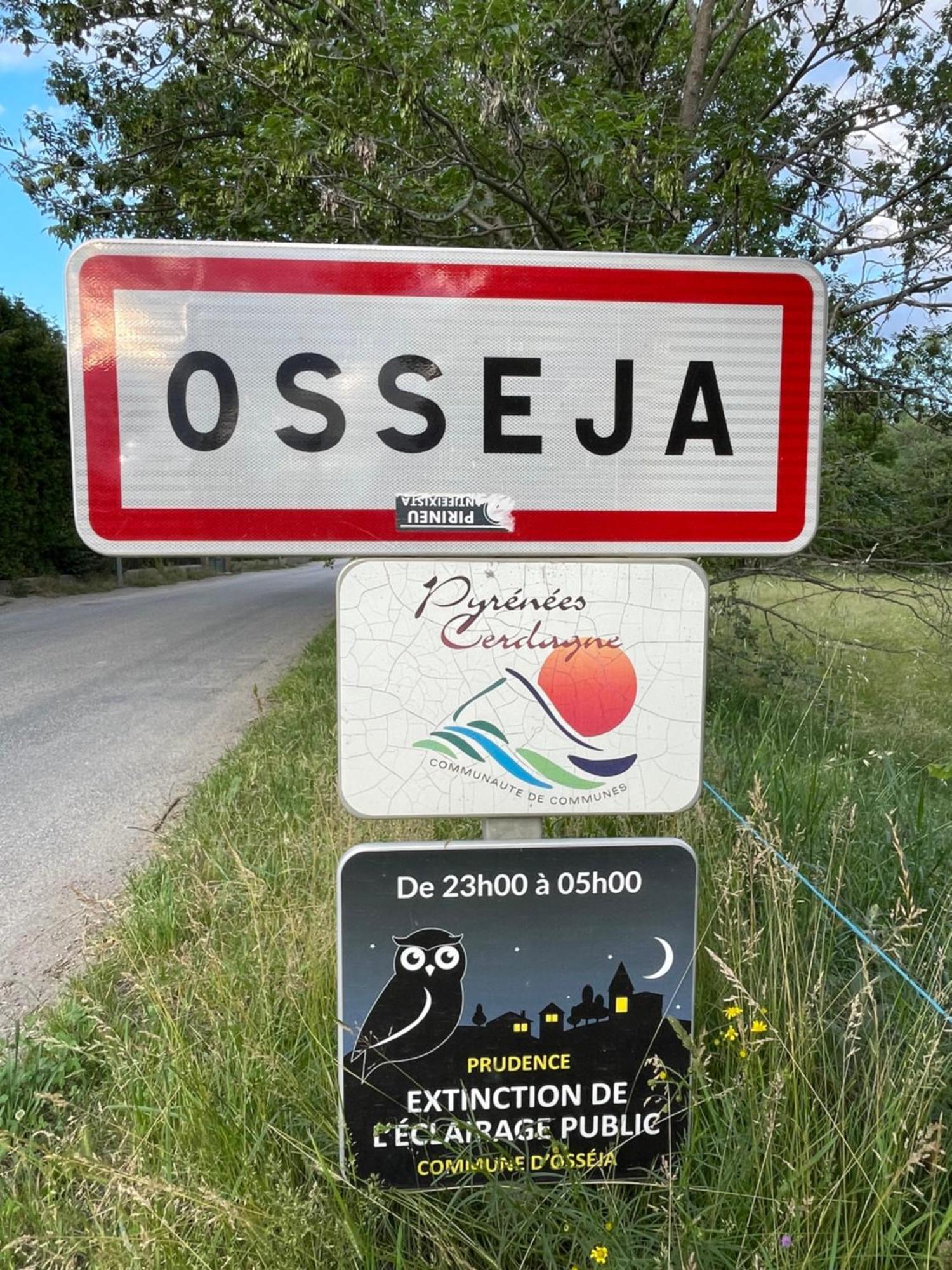 Osséja Apartamento Renovado Con Jardin Privado, Parking ,Wifi Y Piscina מראה חיצוני תמונה