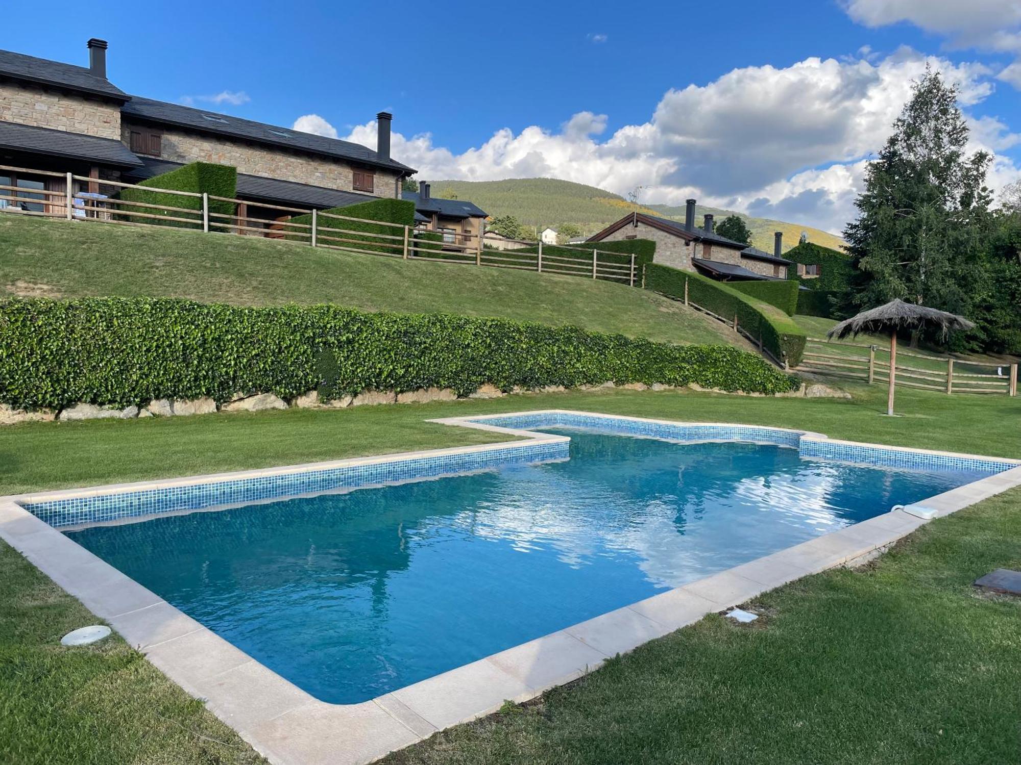 Osséja Apartamento Renovado Con Jardin Privado, Parking ,Wifi Y Piscina מראה חיצוני תמונה